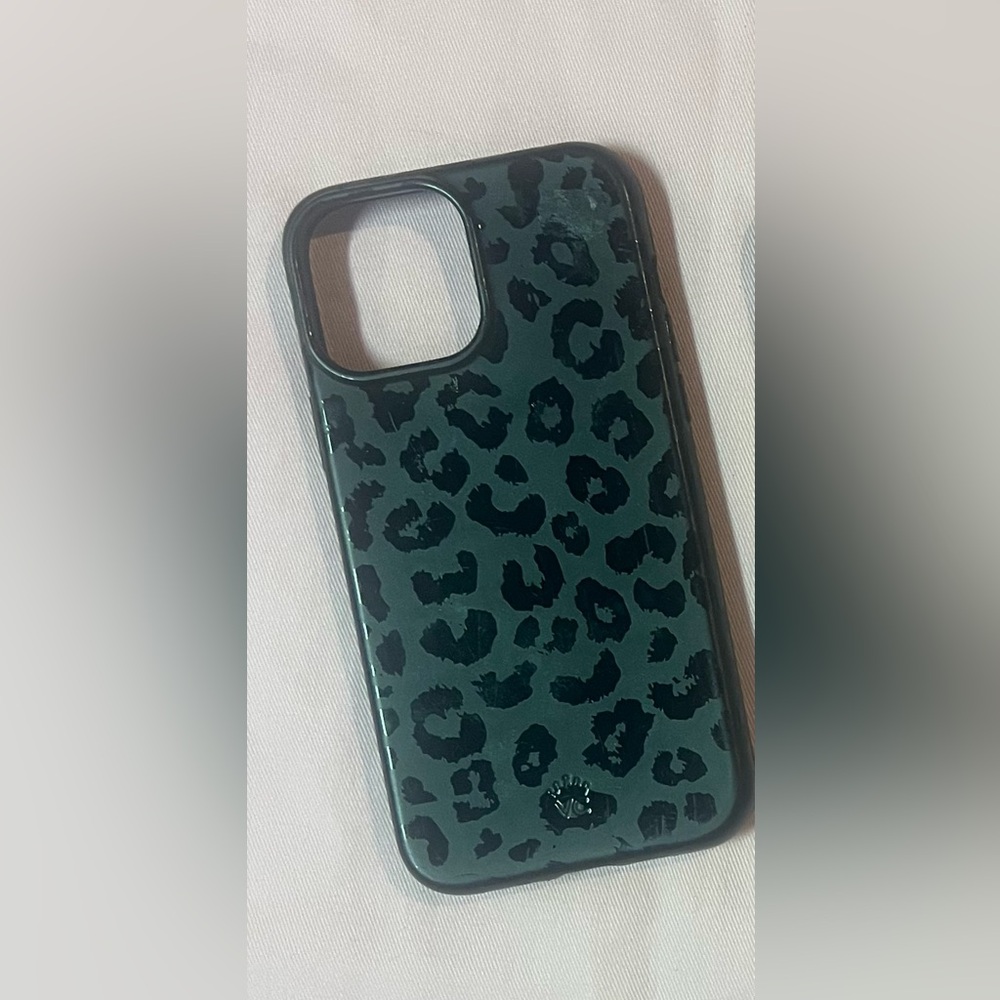 iPhone 13 Pro Max Leopard Print Phone Case - Black